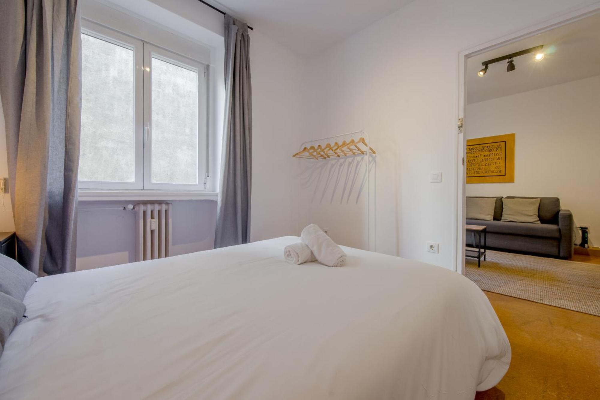 Classic Apt 7Pax En La Latina-Centro De Madrid Eksteriør billede