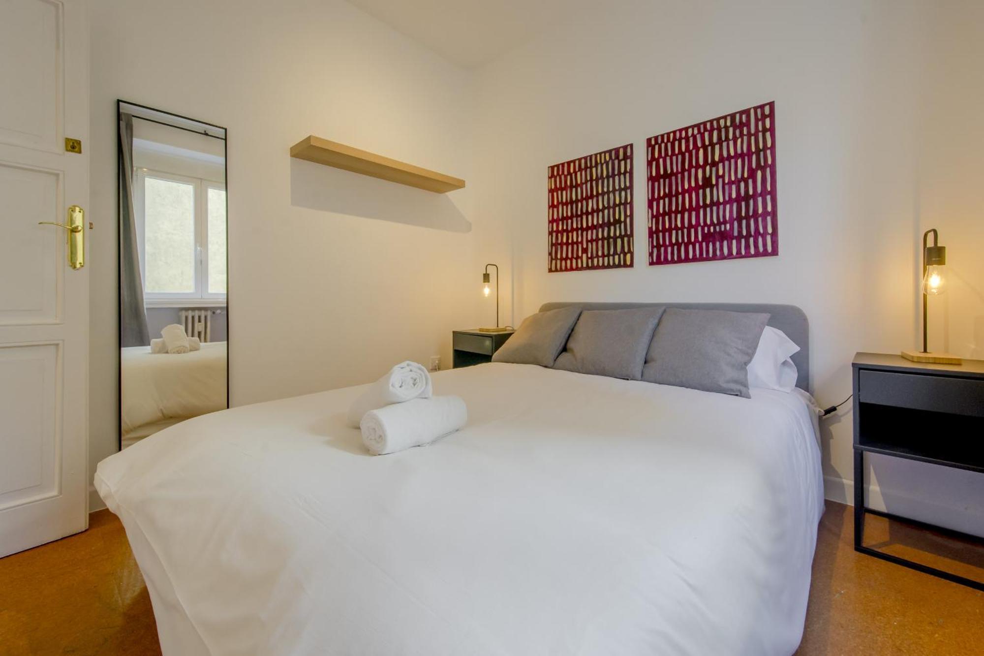 Classic Apt 7Pax En La Latina-Centro De Madrid Eksteriør billede